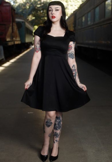 Claudia Flirty Fifties Style Dress in Plain Black – Shop now at Kitty Darling