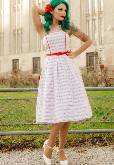 Evie Summer Striped Strapless Dress – Shop now at Kitty Darling