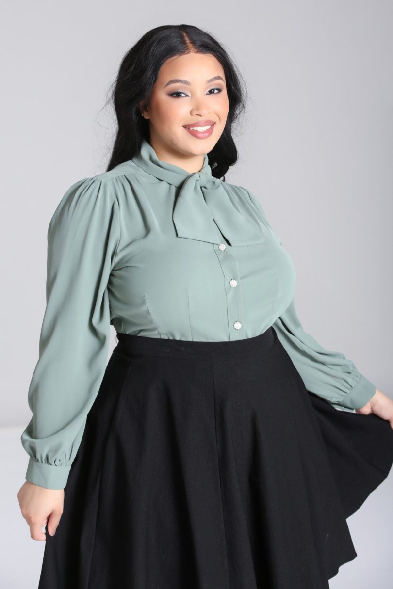 Mia Blouse Green – Shop now at Kitty Darling