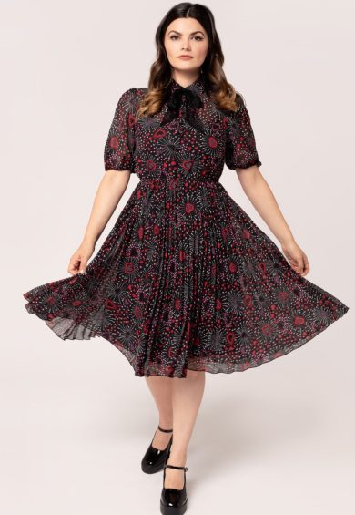 Perry Mid Dress – Shop now at Kitty Darling