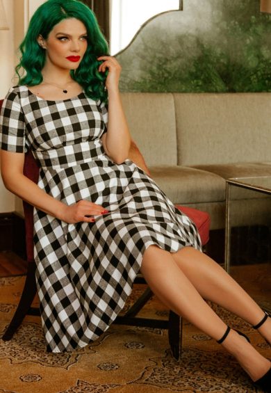 Brenda Black Gingham Check Flared Dress – Shop now at Kitty Darling