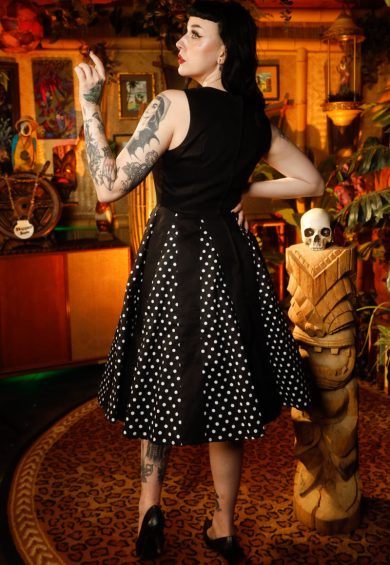 Judith Cotton Retro Pleated Dress in Black Polka Dots – Dresses | Kitty Darling