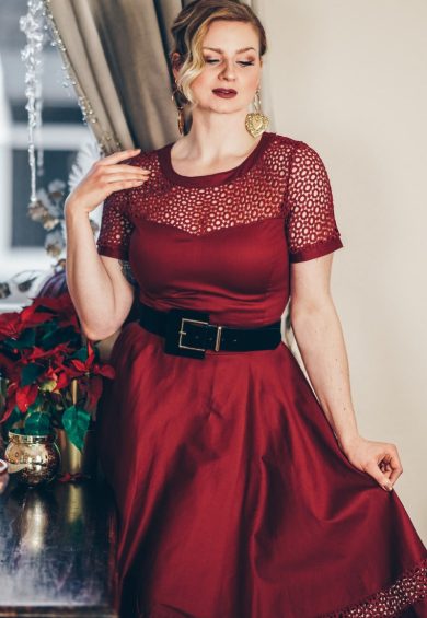 Tess Lace Embroidered Sleeved Dress in Burgundy – Shop now at Kitty Darling
