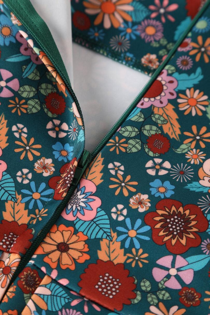 Amanda Peacock Blue Scoop Neck Retro Floral Print Dress  Shop now at Kitty Darling
