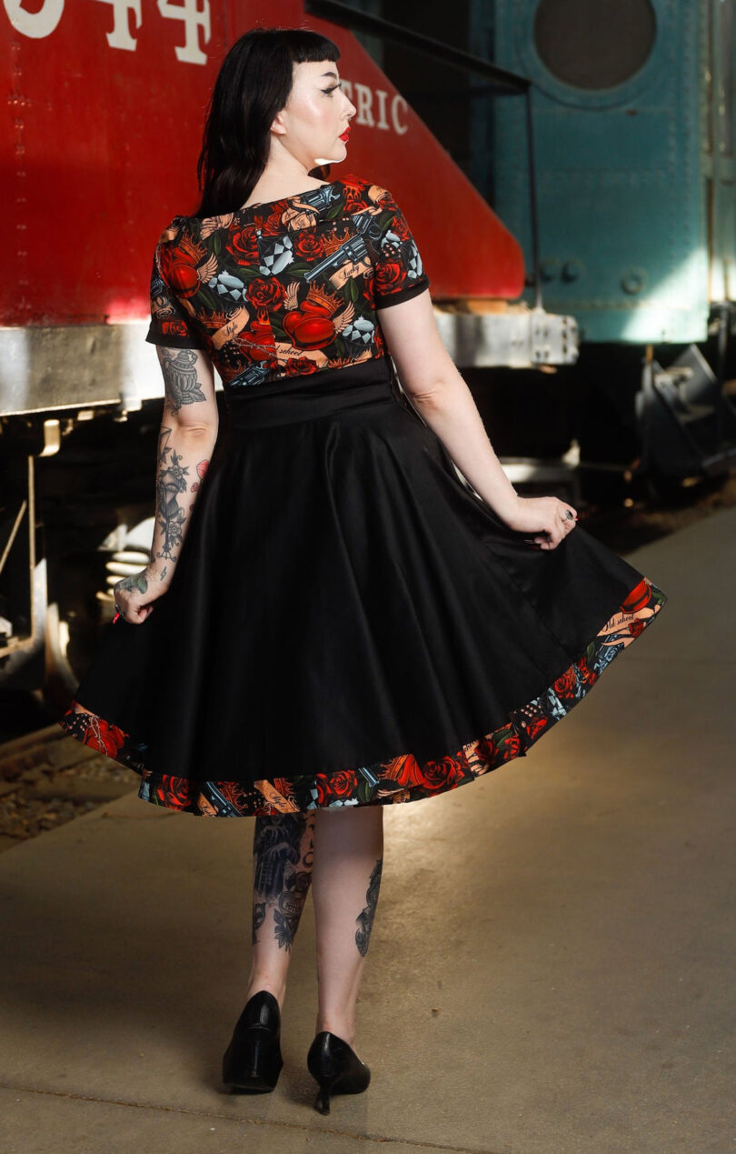 Darlene Black Rockabilly Heart & Roses Retro Print Swing Dress  Shop now at Kitty Darling