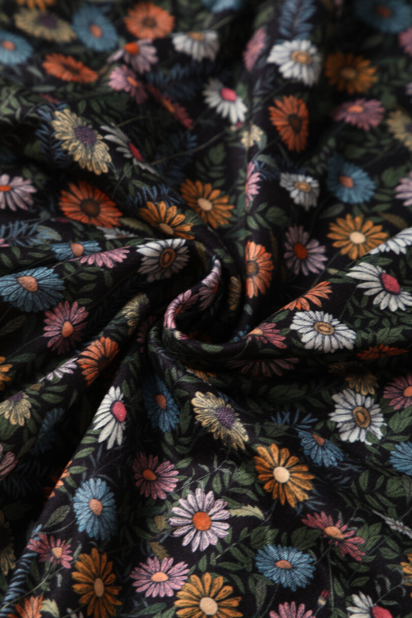 Julia Dark Green 50s Style Wildflower Print Swing Dress  Shop now at Kitty Darling