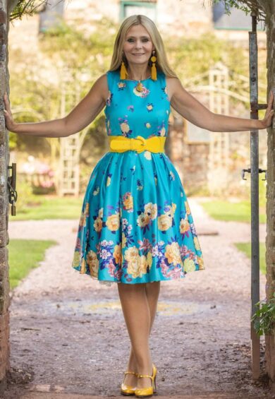 Annie Retro Raising Flowers Swing Dress in Turquoise – Dresses | Kitty Darling