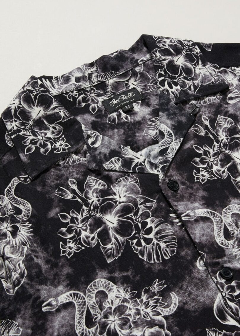 Kobra Shirt  Shop now at Kitty Darling