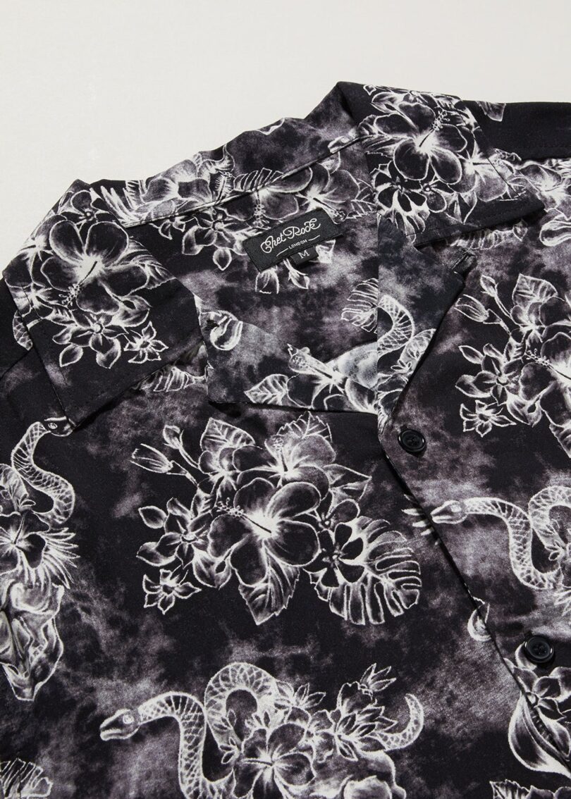 Kobra Shirt  Shop now at Kitty Darling