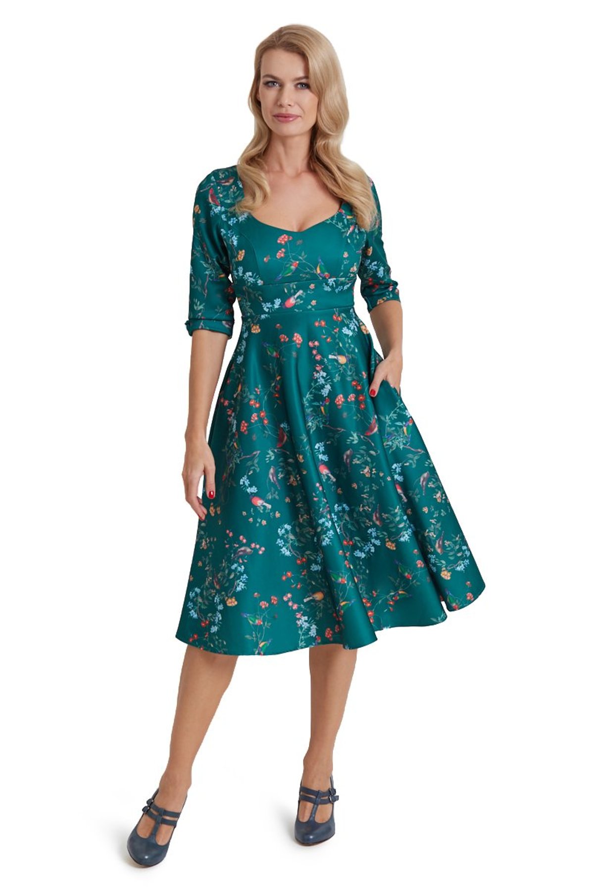 Scarlette Long-Sleeved Stretchy Dress Myrtle Green Birds & Flowers Scarlette Long-Sleeved Stretchy Dress Myrtle Green Birds & Flowers Shop now at Kitty Darling
