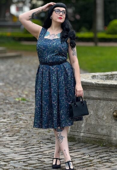 Amanda Swing Dress in Navy Blue Meadow Print – Dresses | Kitty Darling