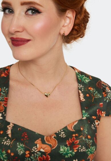 Engraved Gold Heart Pendant Necklace – Jewellery | Kitty Darling