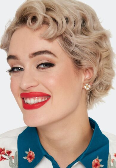 Heart Petal Stud Earrings – Jewellery | Kitty Darling