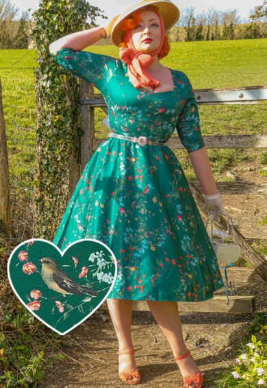 Scarlette Long-Sleeved Stretchy Dress Myrtle Green Birds & Flowers – Dresses | Kitty Darling