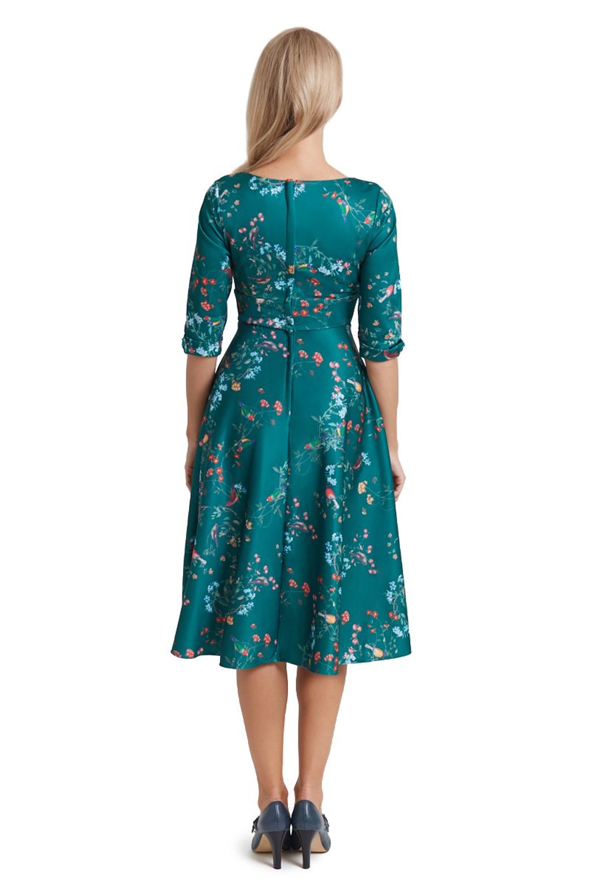 Scarlette Long-Sleeved Stretchy Dress Myrtle Green Birds & Flowers Scarlette Long-Sleeved Stretchy Dress Myrtle Green Birds & Flowers Shop now at Kitty Darling