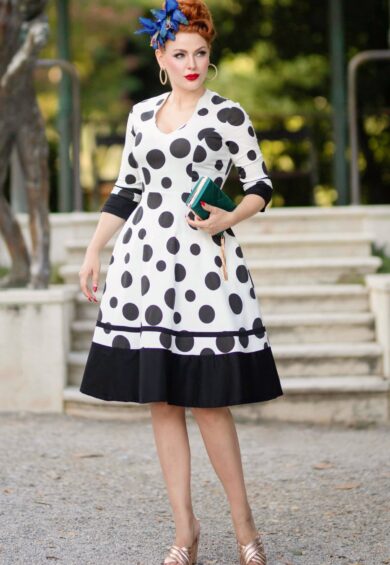Maria White Vintage Large Black Spots Print Swing Dress – New In | Kitty Darling
