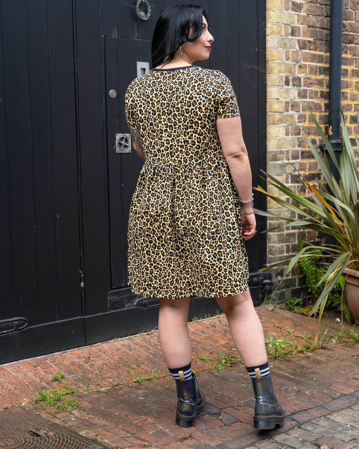 Classic Leopard Print Stretch Smock Dress Classic Leopard Print Stretch Smock Dress Shop now at Kitty Darling