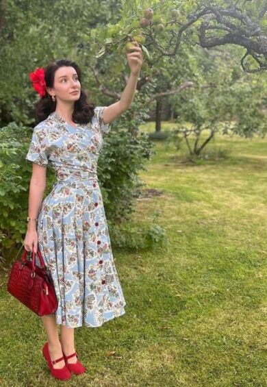 The Beverly Button Front Full Circle Skirt with Pockets in Pagoda Print – New In | Kitty Darling