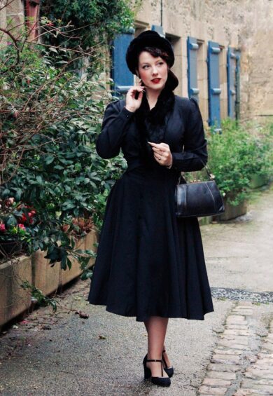 The Beverly Button Front Full Circle Skirt with Pockets in Solid Black – Just Landed | Kitty Darling