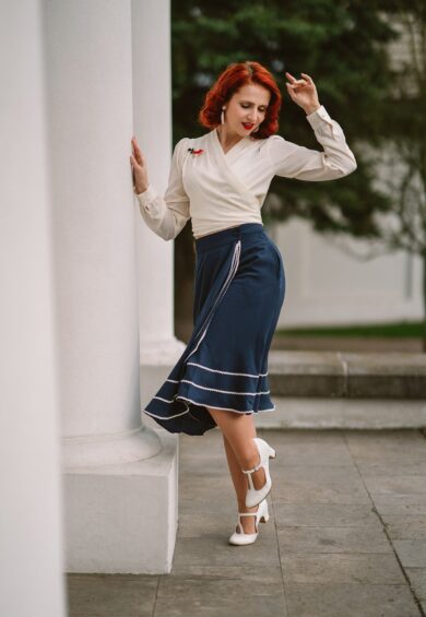 The Glynis Wrap Around Circle Skirt with Pockets in Navy with Ivory Ric Rac – New In | Kitty Darling
