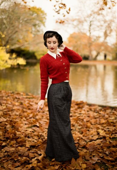 The Sandra Textured Diamond Knit Cardigan in Cherry Red – Cardigans | Kitty Darling