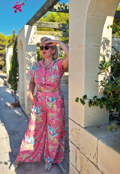 The Sophia Palazzo Wide Leg Trousers in Pink Honolulu – New In | Kitty Darling