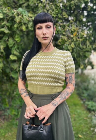 The Vera Short Sleeve Pullover Jumper in Sage Green – Cardigans | Kitty Darling