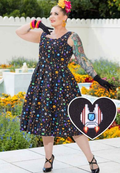 Amanda Black Space Ship Print Scoop Neck Swing Dress – New In | Kitty Darling